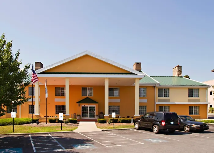 Baymont By Wyndham Harrisburg