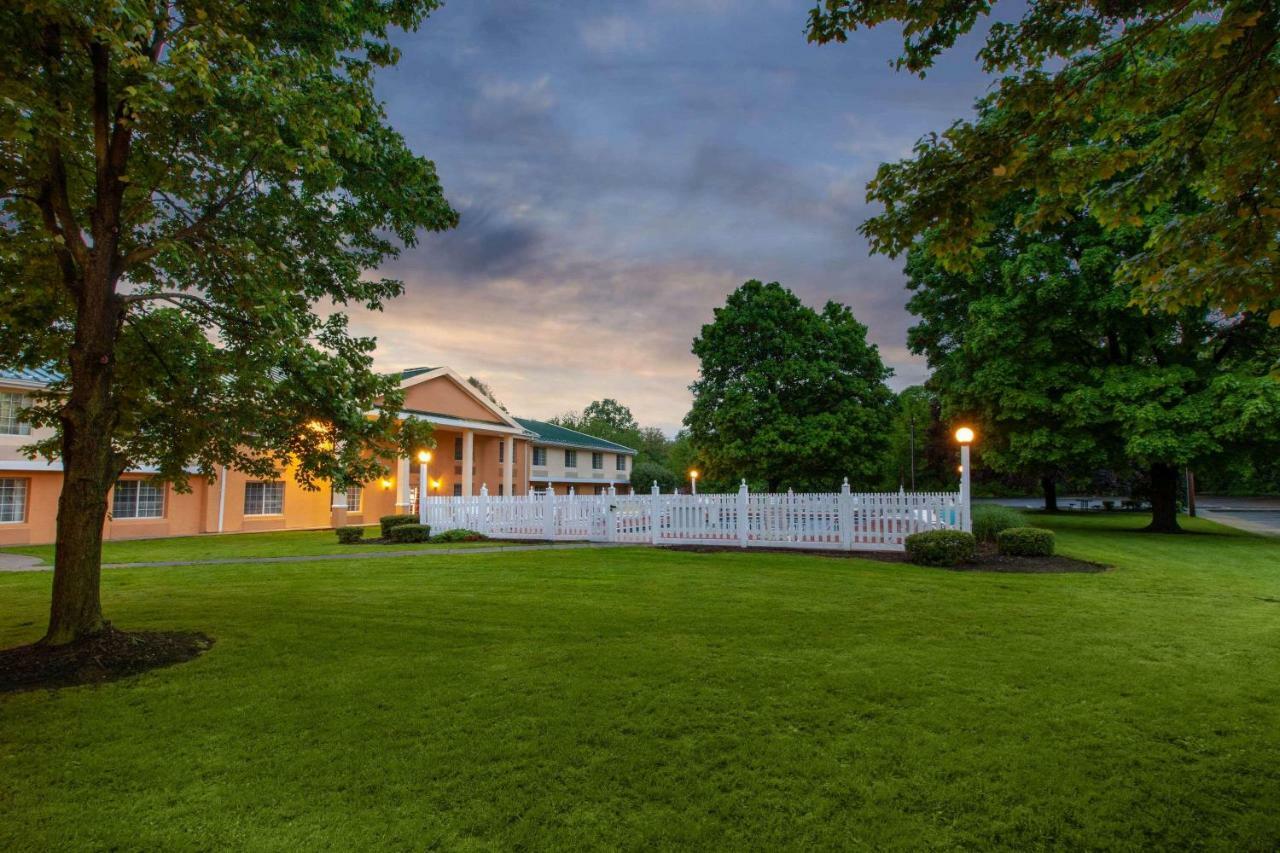 Hotel Baymont By Wyndham 3*