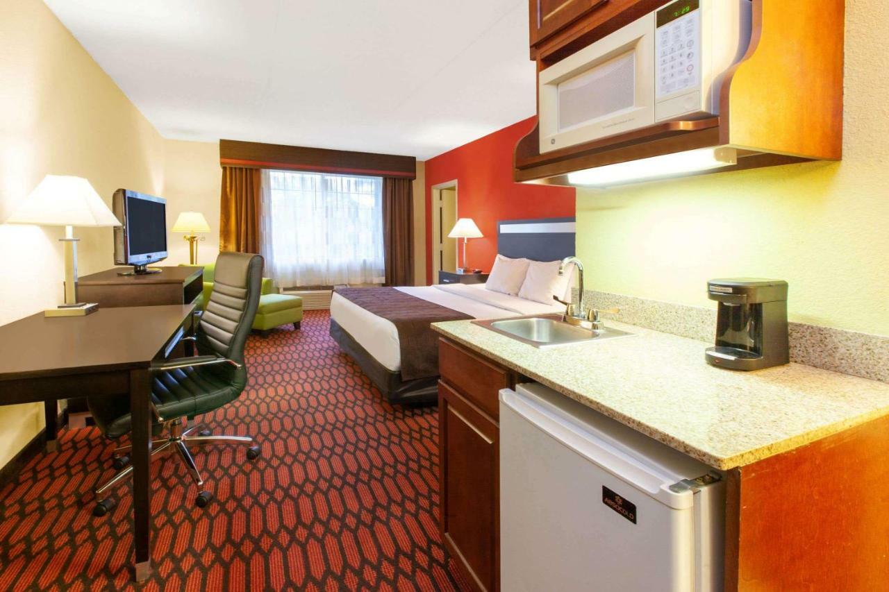 Baymont By Wyndham Hotel 3*